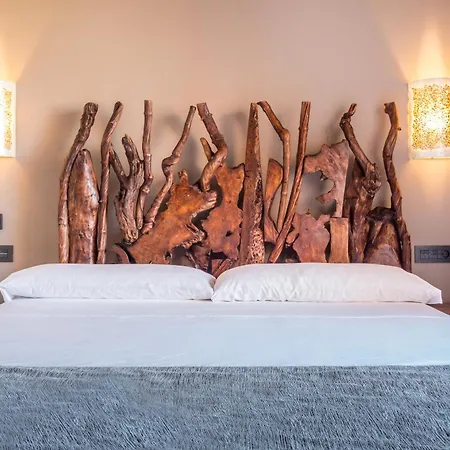 Lances By Qhotels