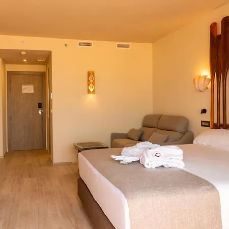 Lances By Qhotels Hotel