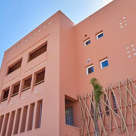 Lances By Qhotels ホテル 4*