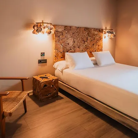 Lances, A Member Of Radisson Individuals Tarifa