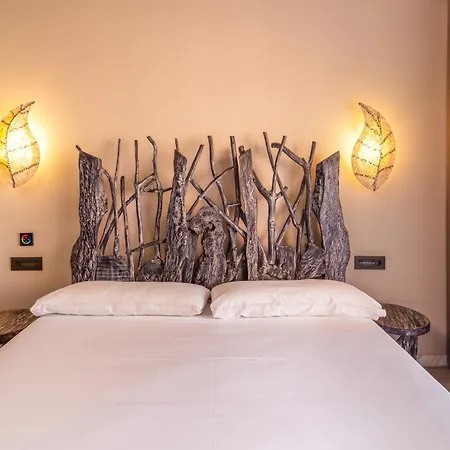 Lances By Qhotels